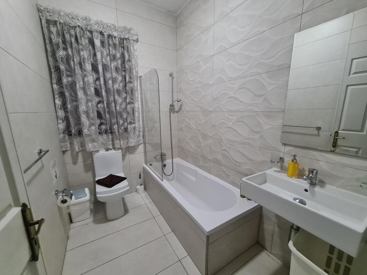 Spacious Seafront Apt Next To Sliema-Valeta Ferry Zewnętrze zdjęcie