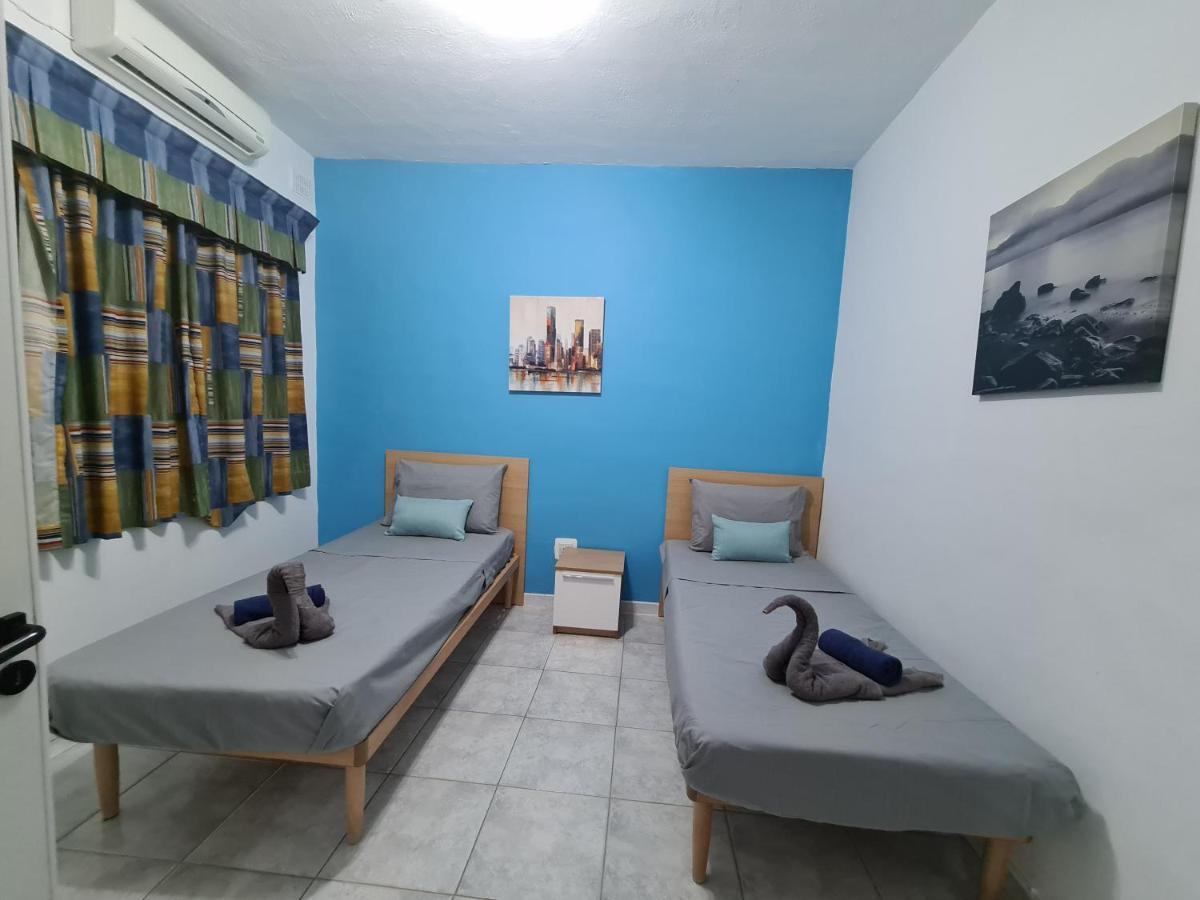Spacious Seafront Apt Next To Sliema-Valeta Ferry Zewnętrze zdjęcie