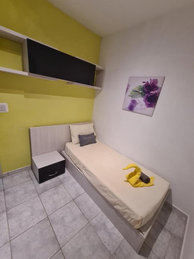 Spacious Seafront Apt Next To Sliema-Valeta Ferry Zewnętrze zdjęcie
